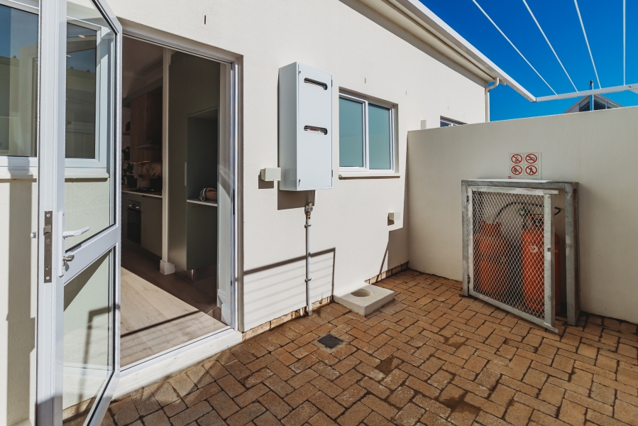 3 Bedroom Property for Sale in Kraaibosch Western Cape